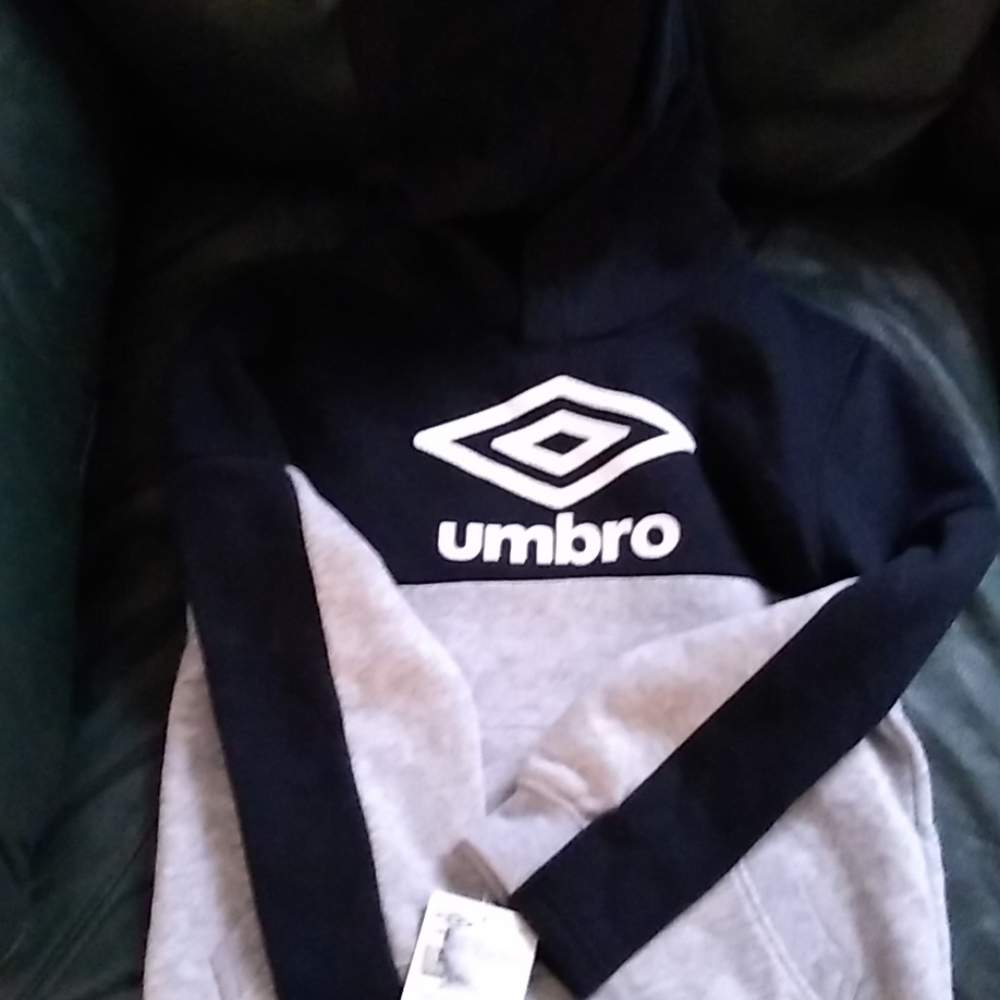 Umbro boys hoodie